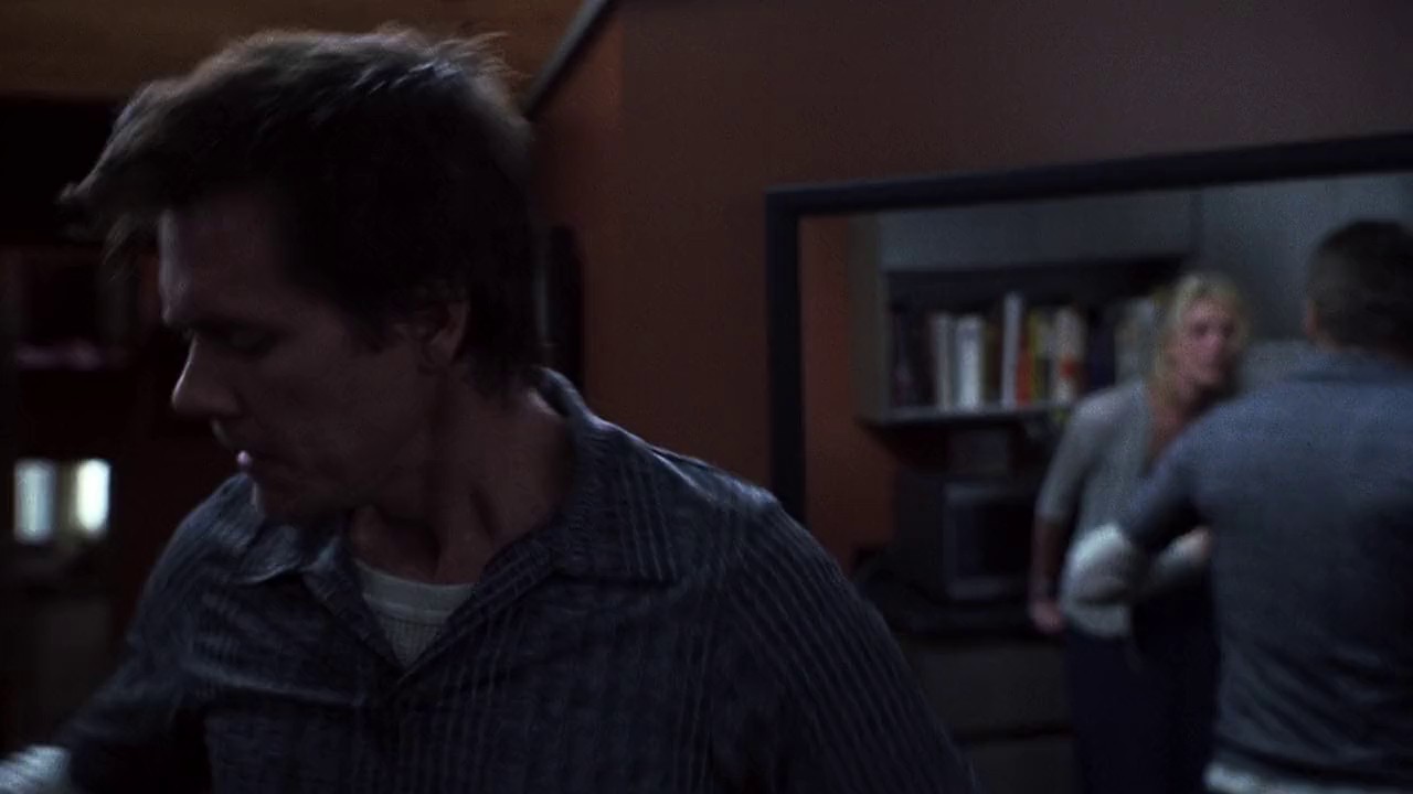 Trapped (2002) BDRip Hindi + Tam + Eng 720p x264 AVC AAC 2.0 ESub.mkv.0000